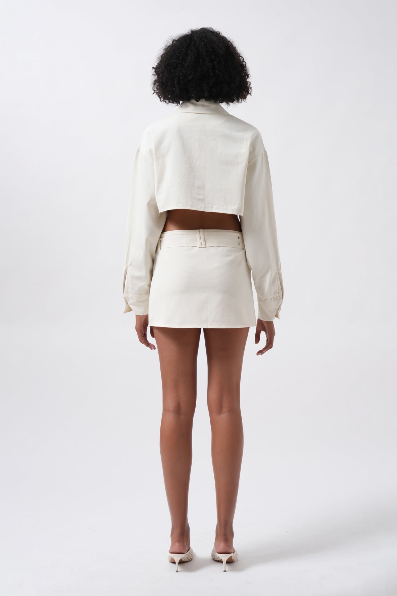 Button Detay Ecru Crop Jacket