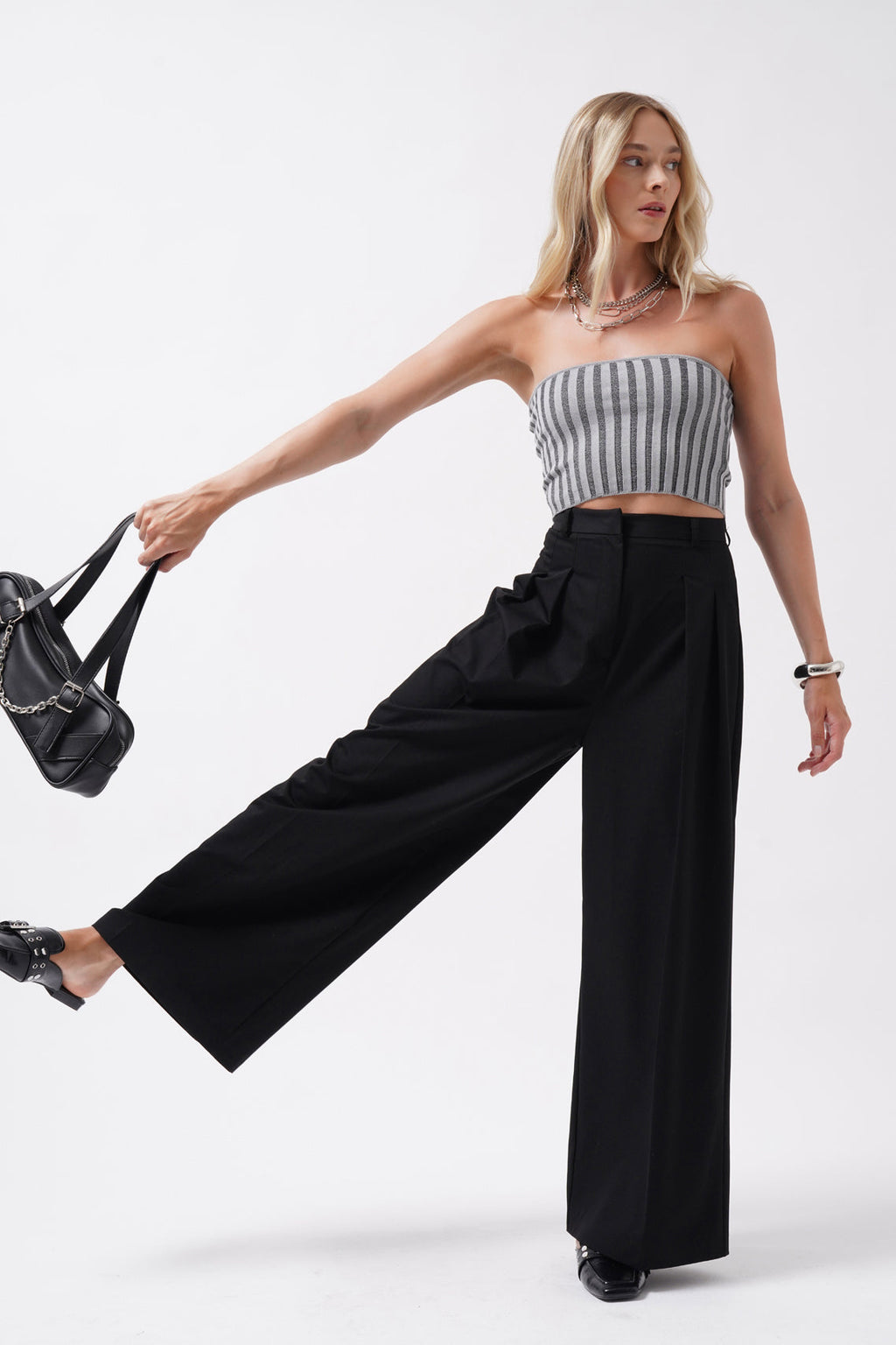 Strapless Ribbed Gray Crop