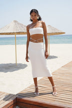 Strap Detay Textured Ecru Strapless Crop
