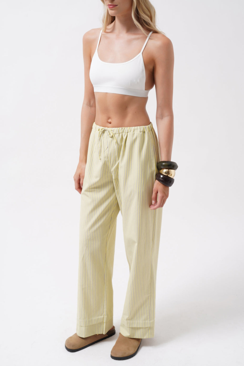 Back Cutout White Sporcu Bra