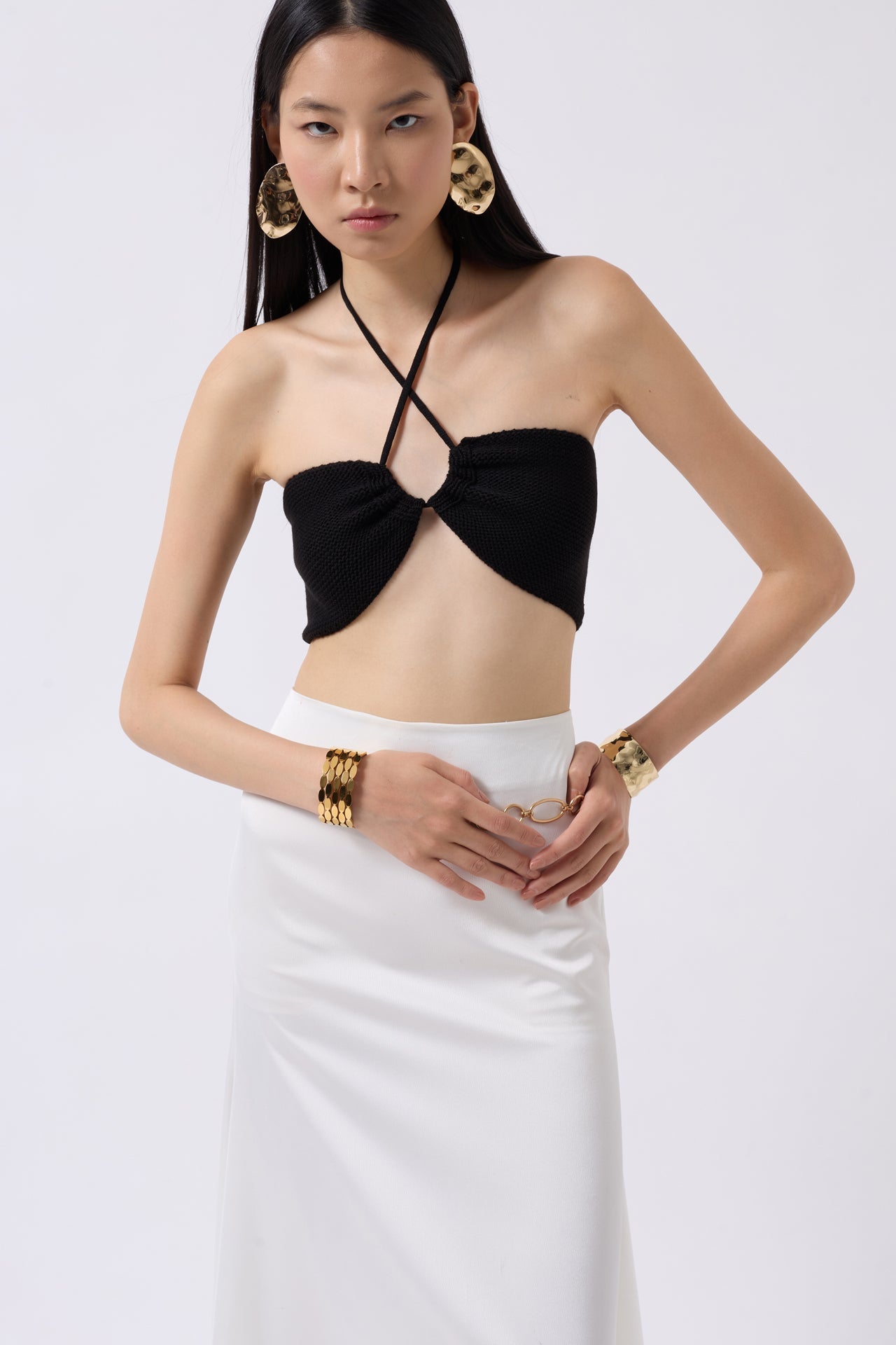 Bust Cutout Textured Black Bra