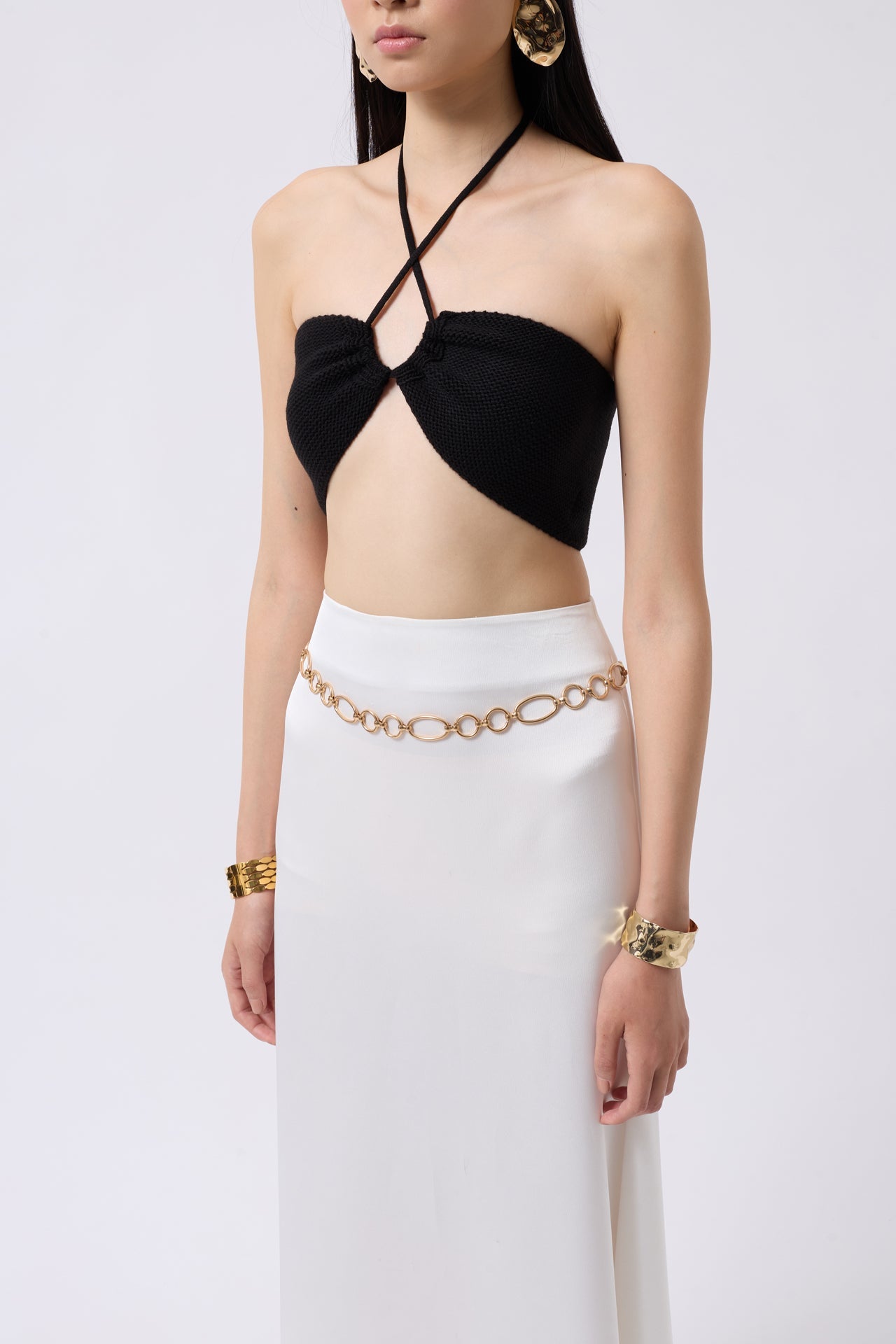 Bust Cutout Textured Black Bra