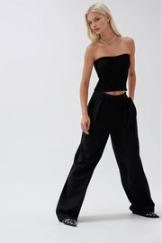 Strapless Textured Black Crop