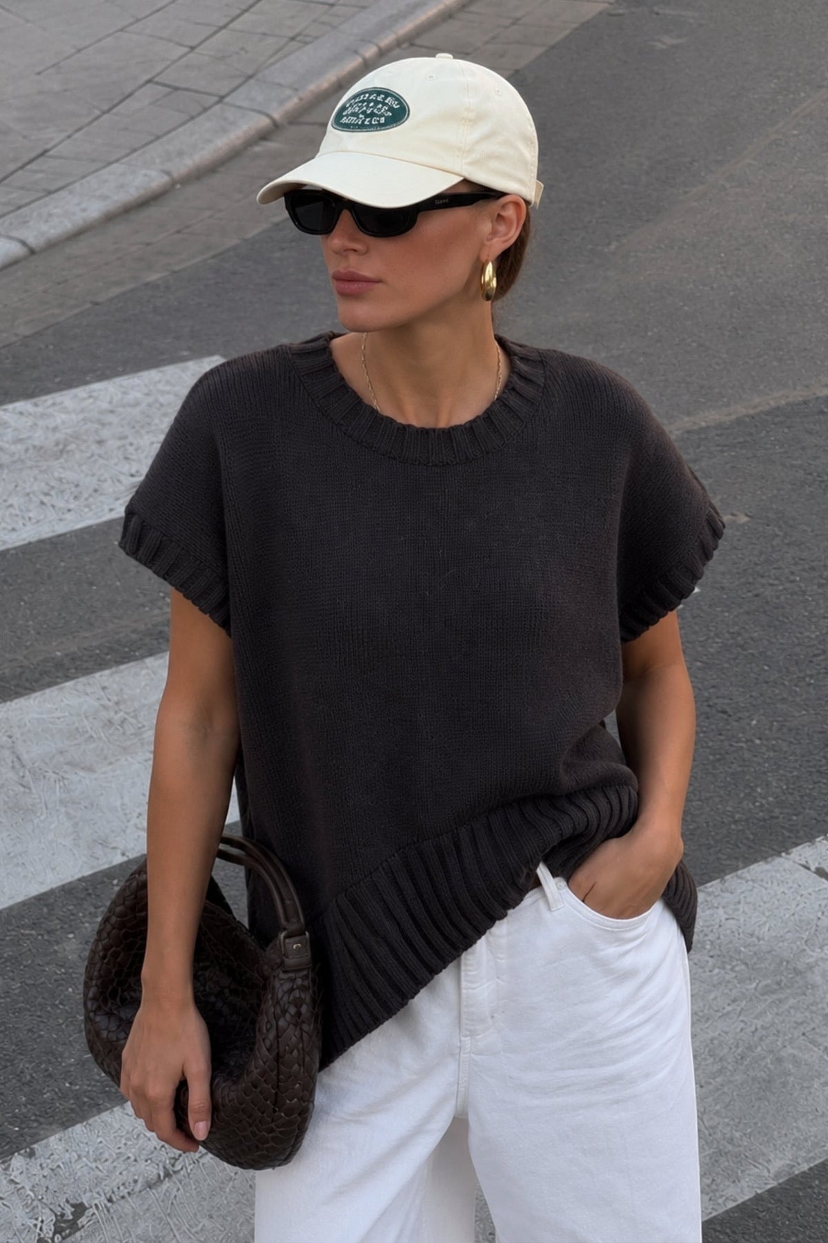 Basic Oversized Brown Knit Sweater Vest