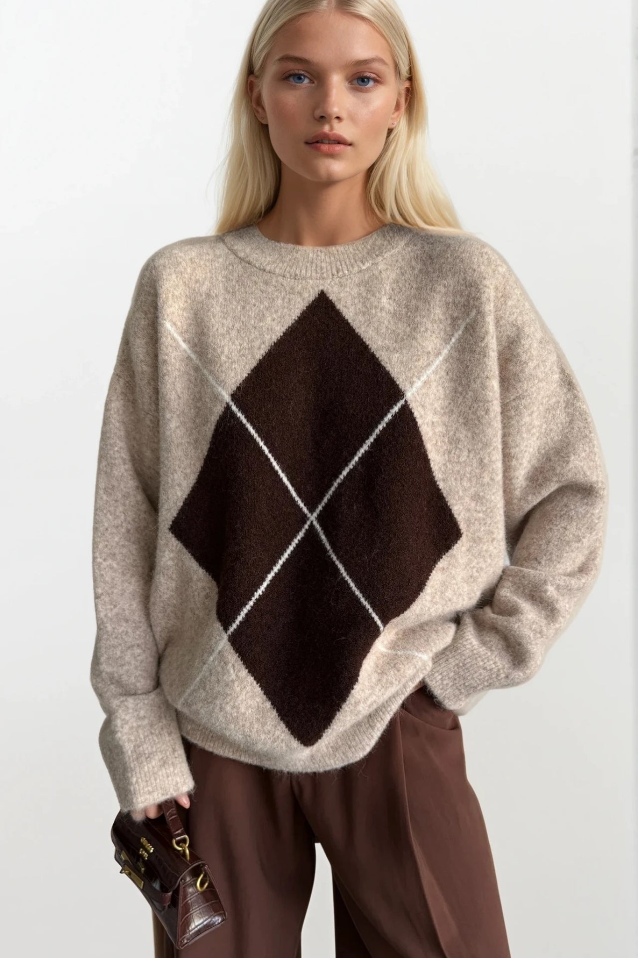 Diamond Pattern Crew Neck Beige Knit Sweater