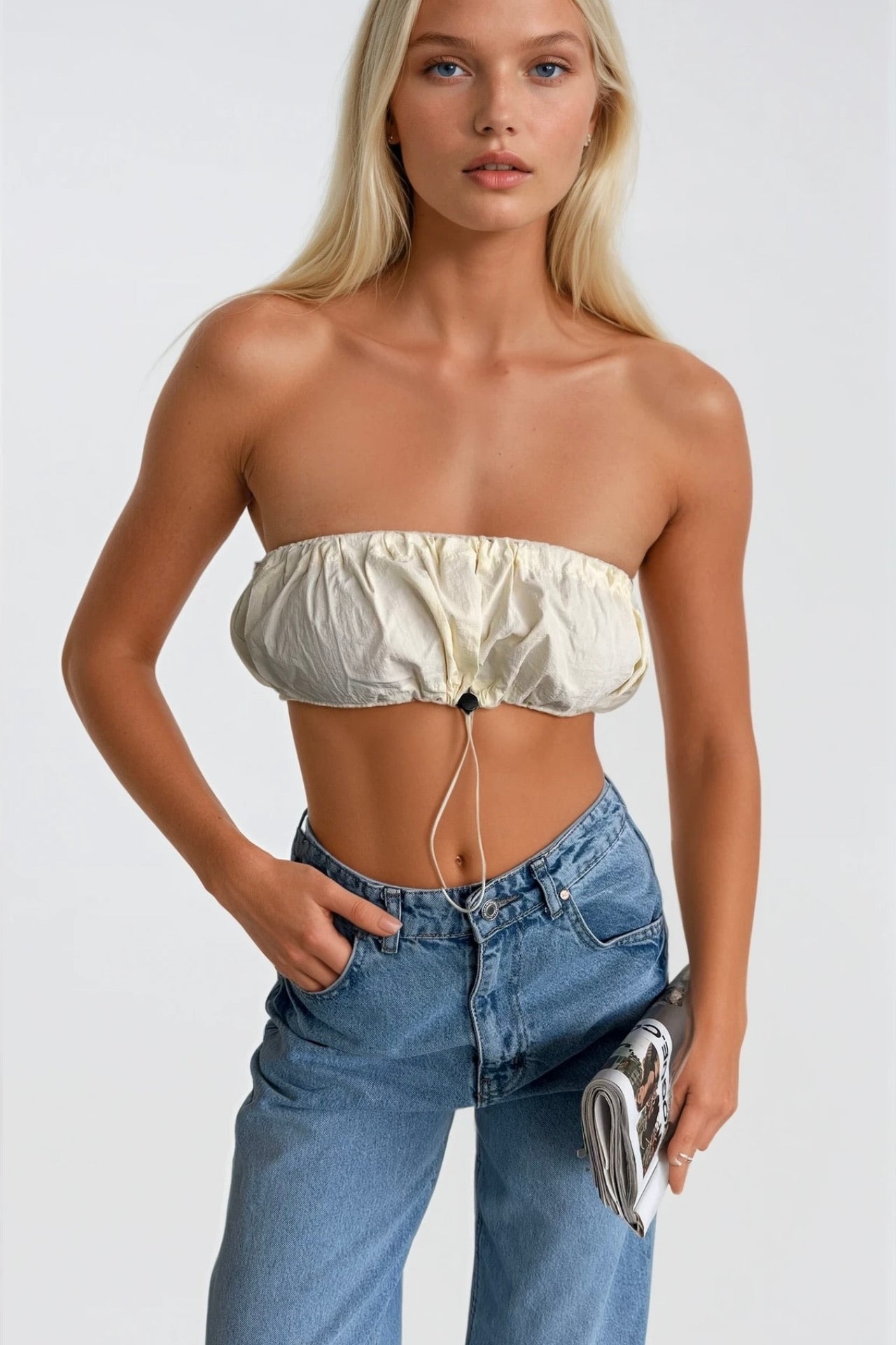 Elastic Detay White Strapless Crop