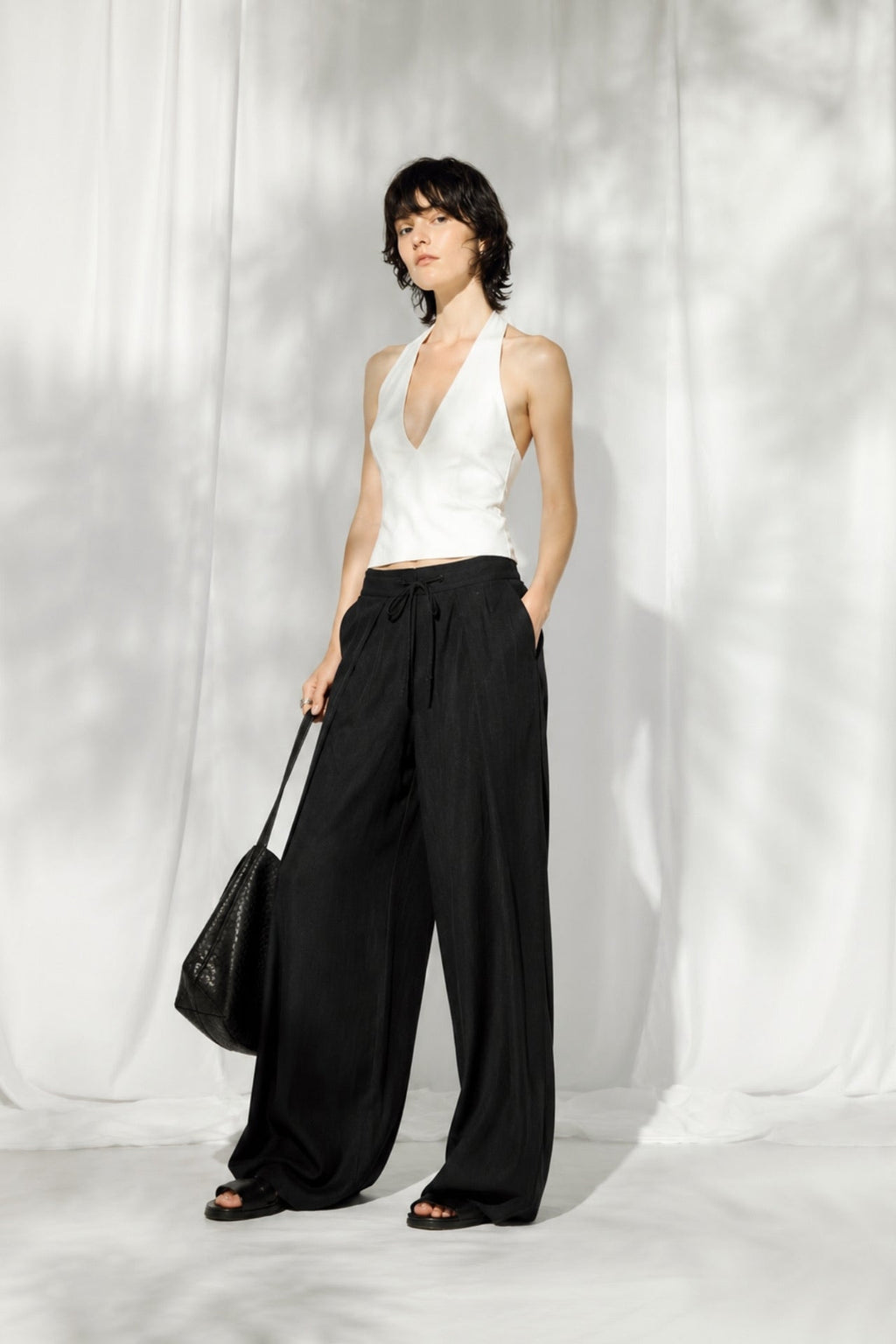 Pleat Detail Lace-Up Black Linen Trousers