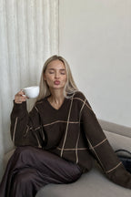 Plaid Pattern Crew Neck Textured Brown Knit Kazak