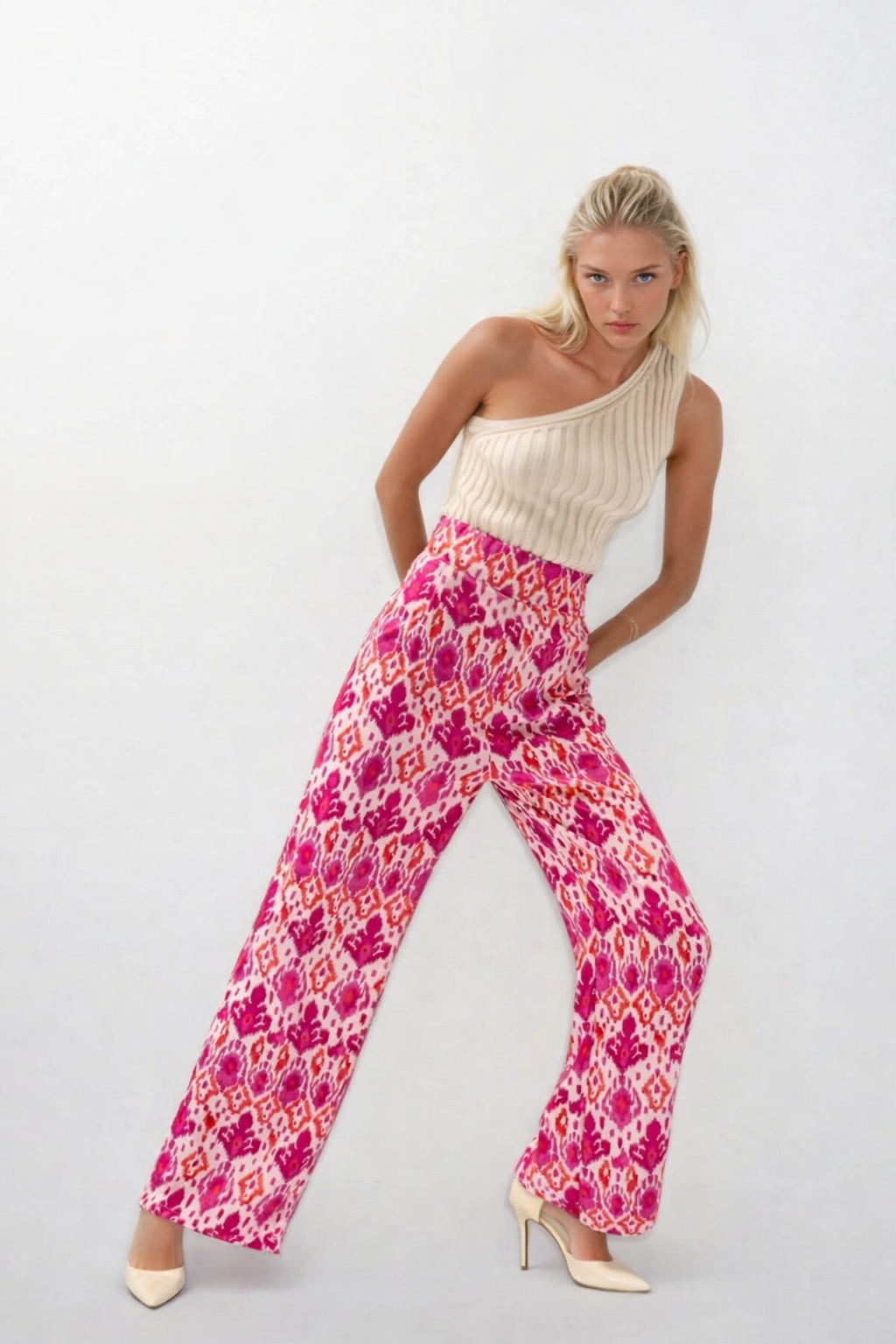 Patterned Satin Pink Pants