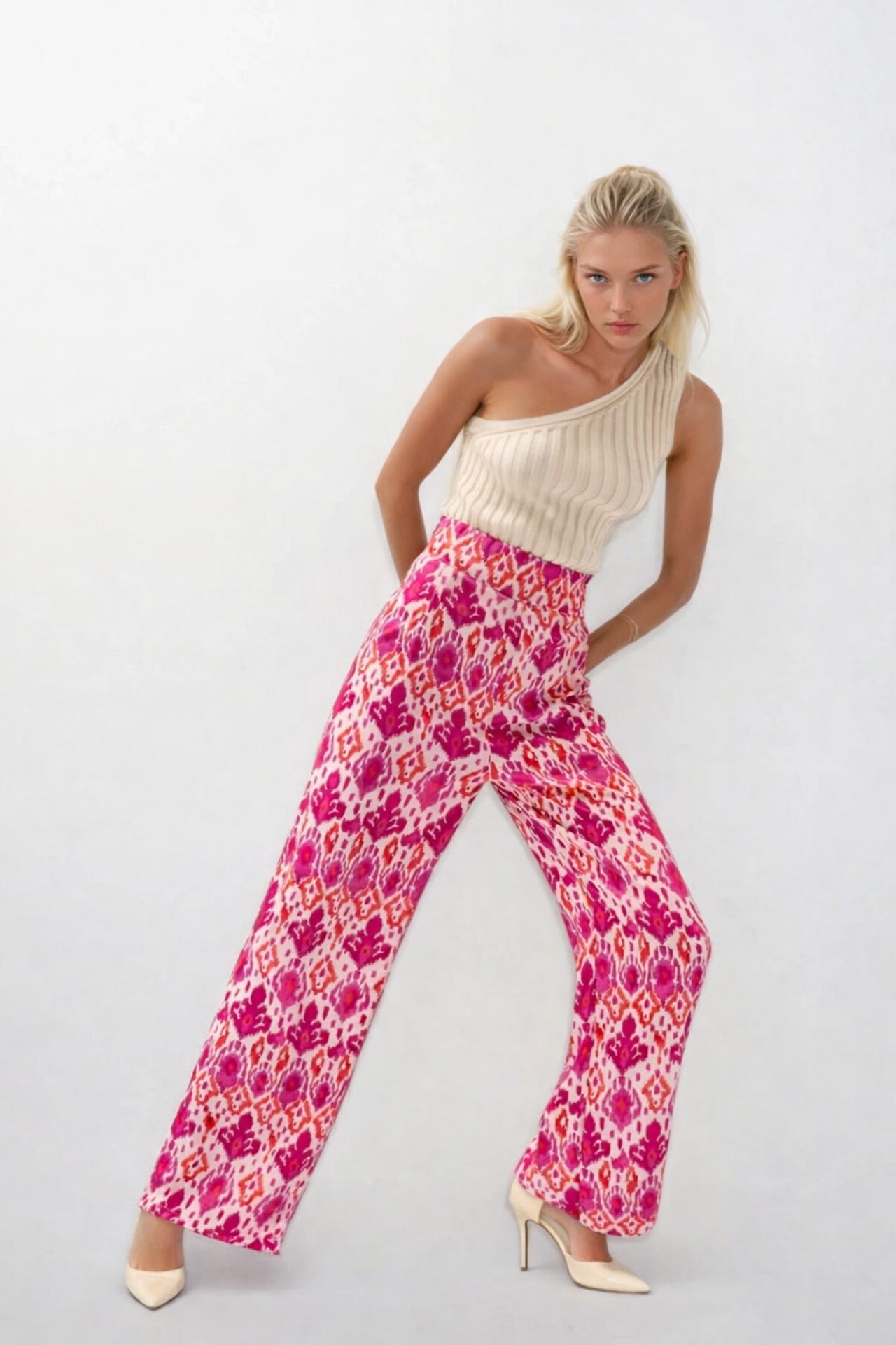 Patterned Satin Pink Pants
