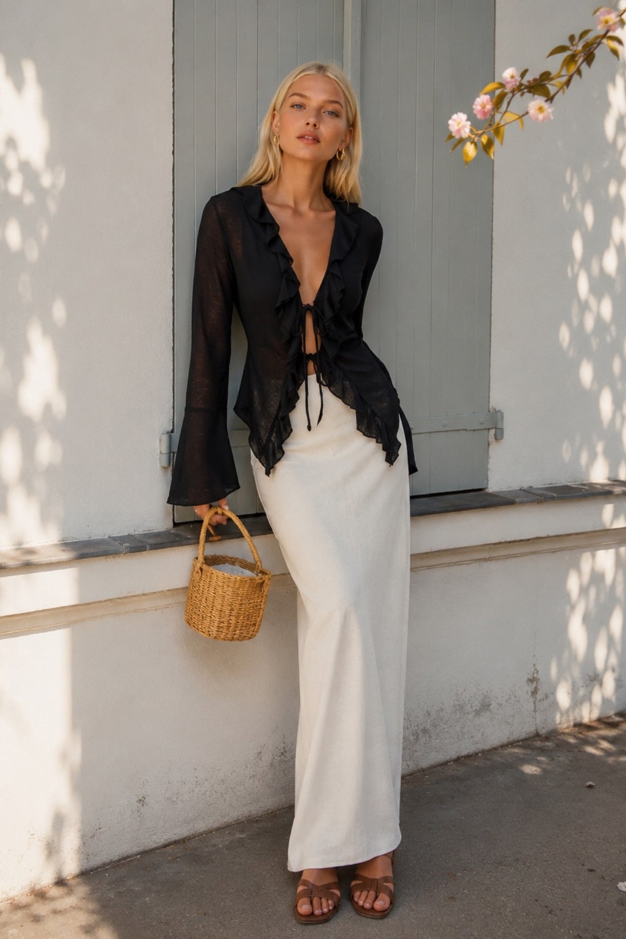 Fırfır Detay Bağlamalı Black Blouse