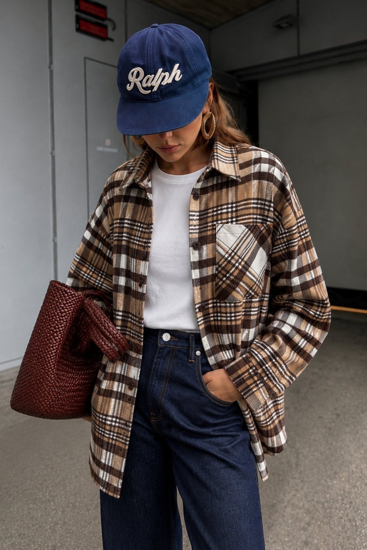 Basic Oversized Brown Plaid Shirt