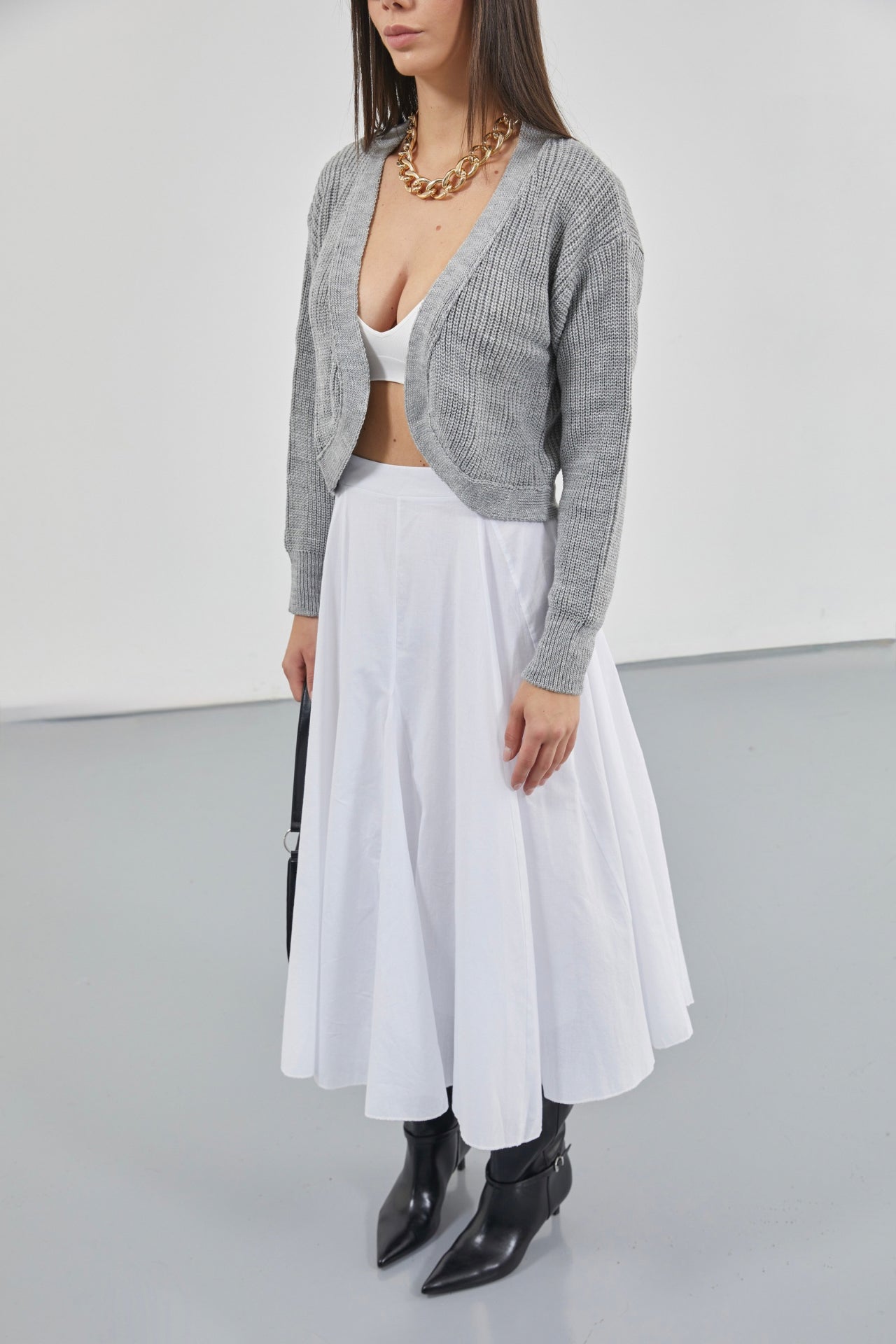 Crop Gray Knitted Cardigan with Piping