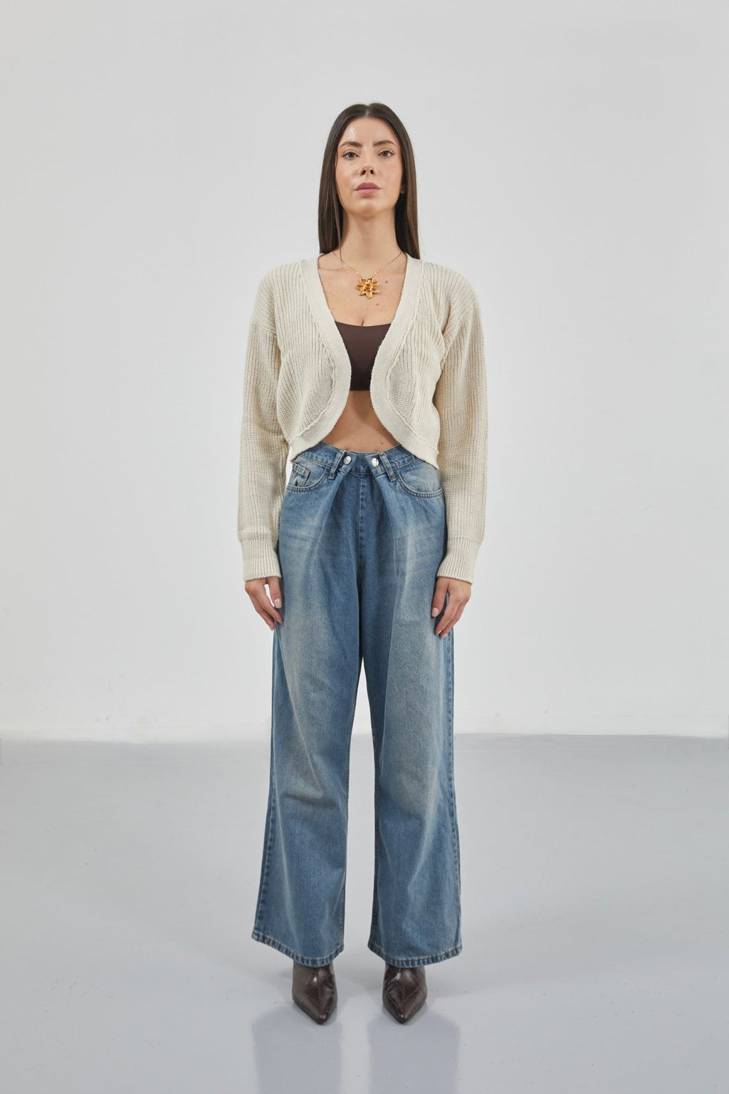Crop Beige Knitted Cardigan with Piping