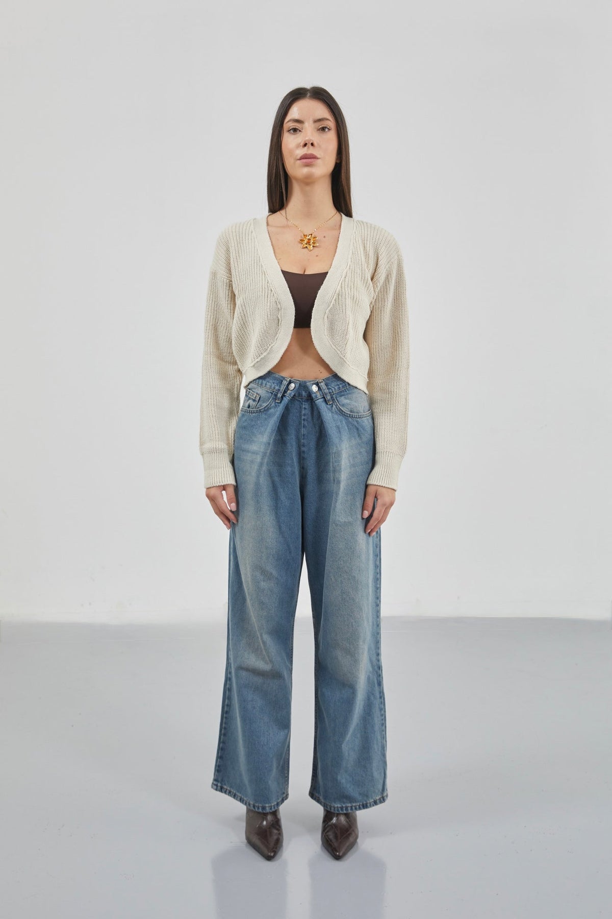 Crop Beige Knitted Cardigan with Piping