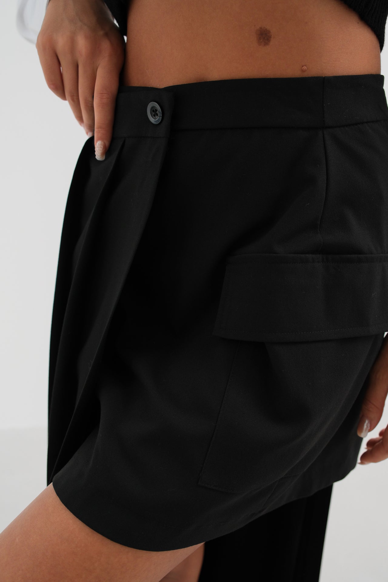 Asymmetric Cut Pleated Black Skirt