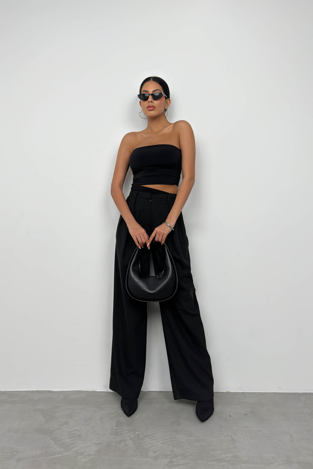 Asymmetric Strapless Black Crop