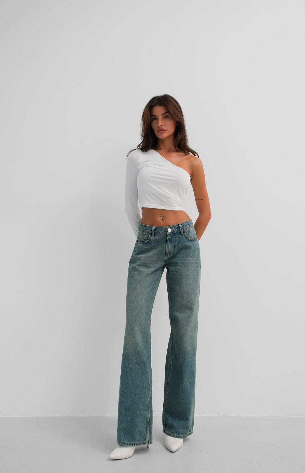 Asymmetric One Shoulder White Crop Top