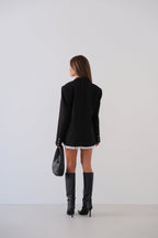 Lining Detail Shoulder-Padded Black Blazer
