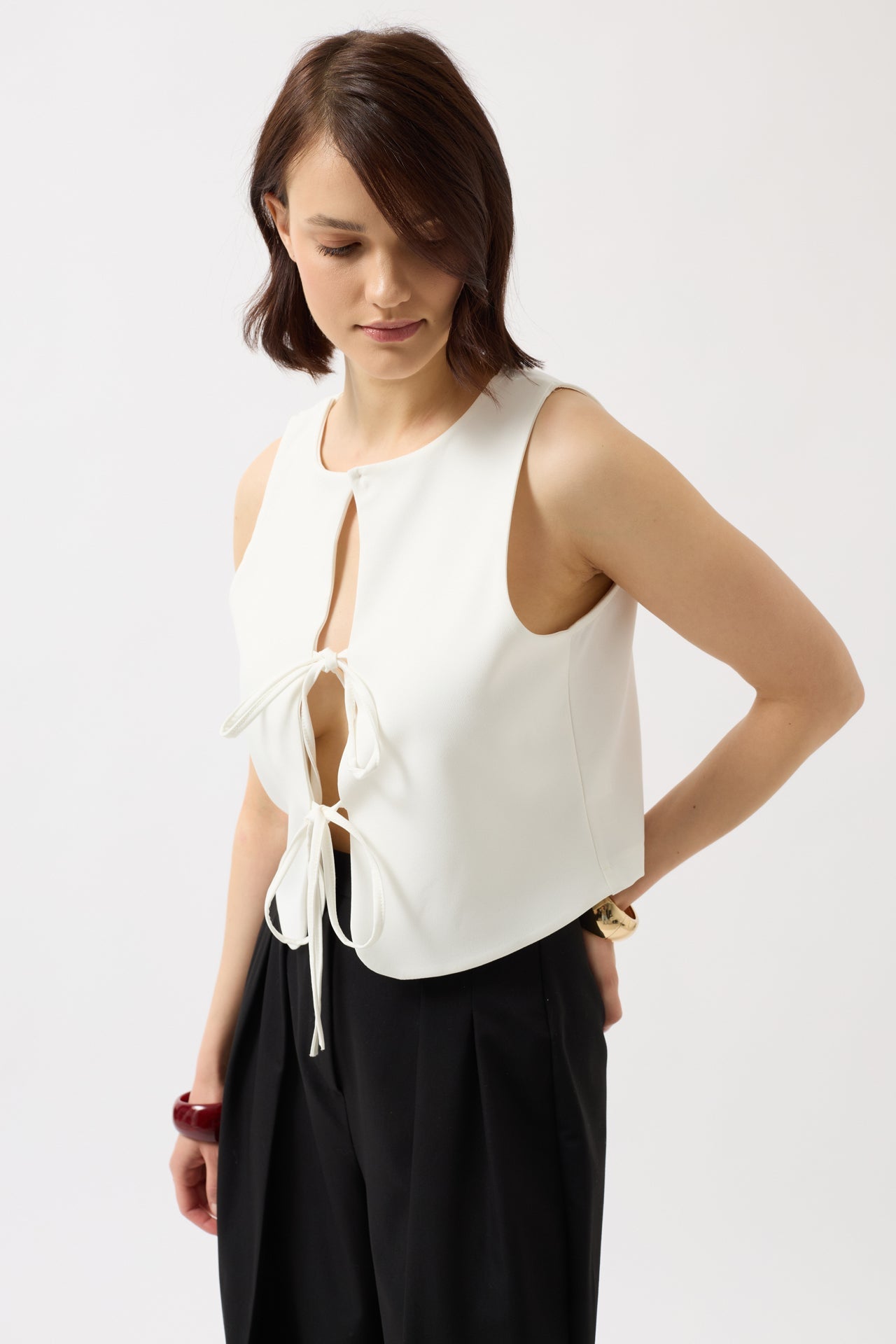 Tie Detail Low-Cut White Blouse