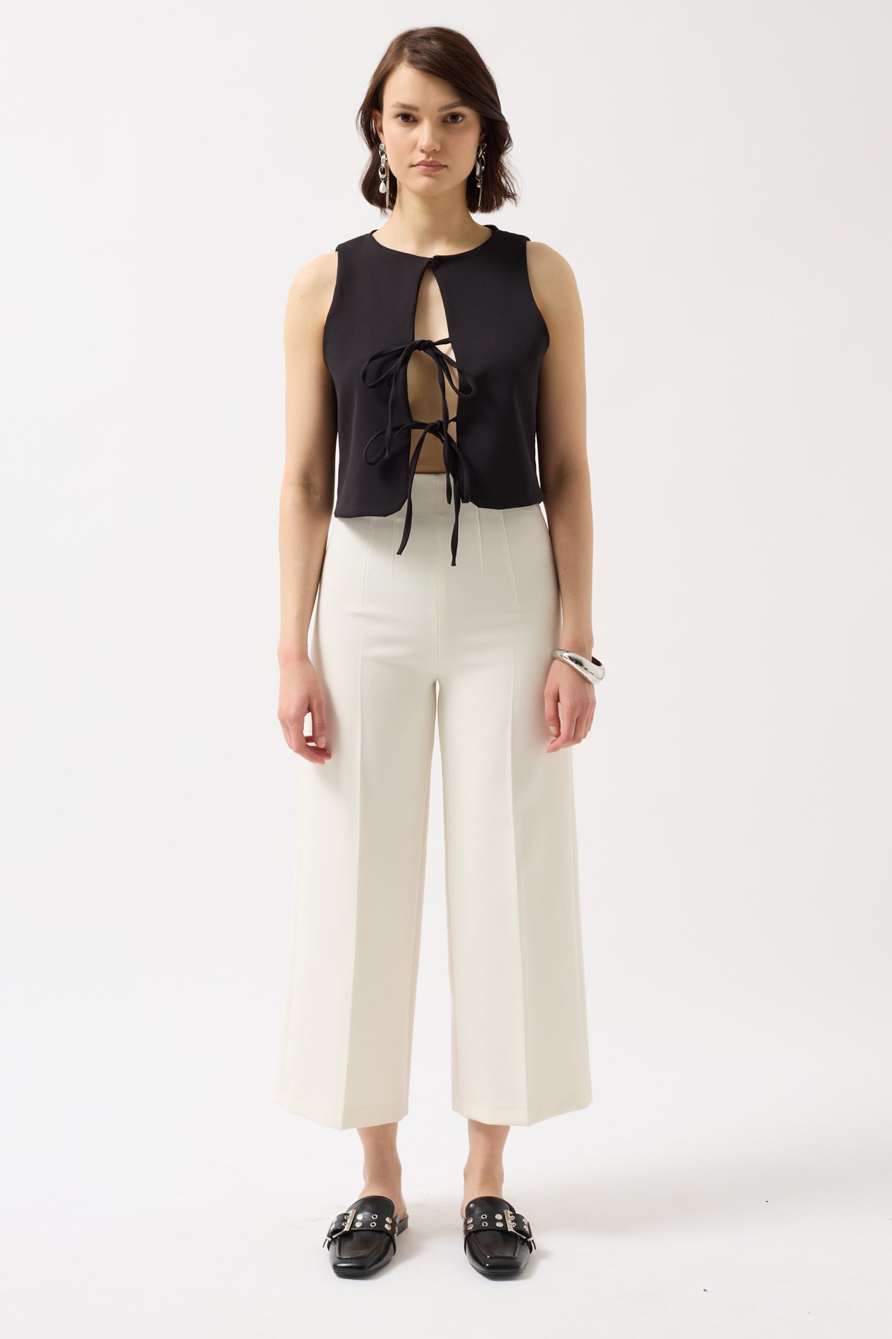 Tie Detail Low-Cut Black Blouse