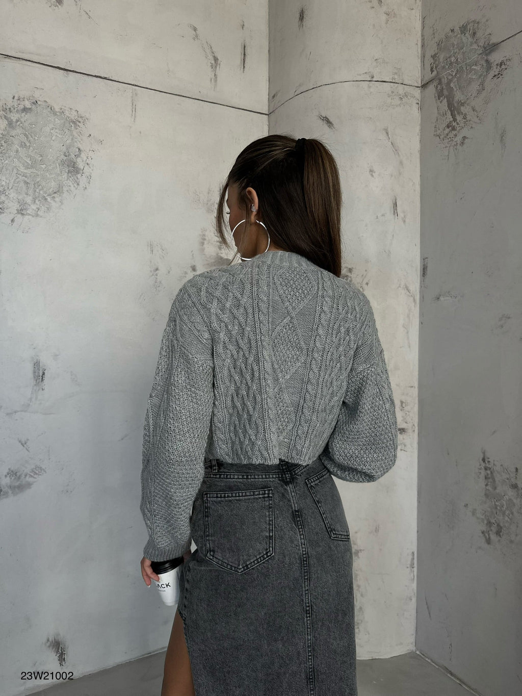 Diamond Pattern Gray Crop Fringed Cardigan