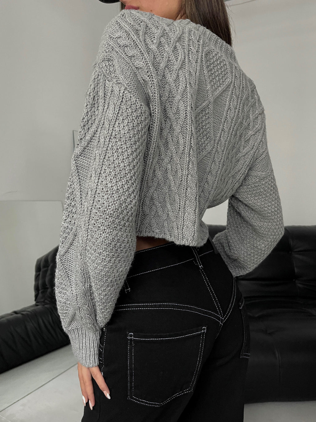Diamond Pattern Gray Crop Fringed Cardigan