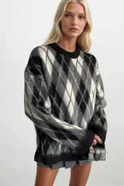 Baklava Pattern Textured Crew Neck Black Knit Sweater