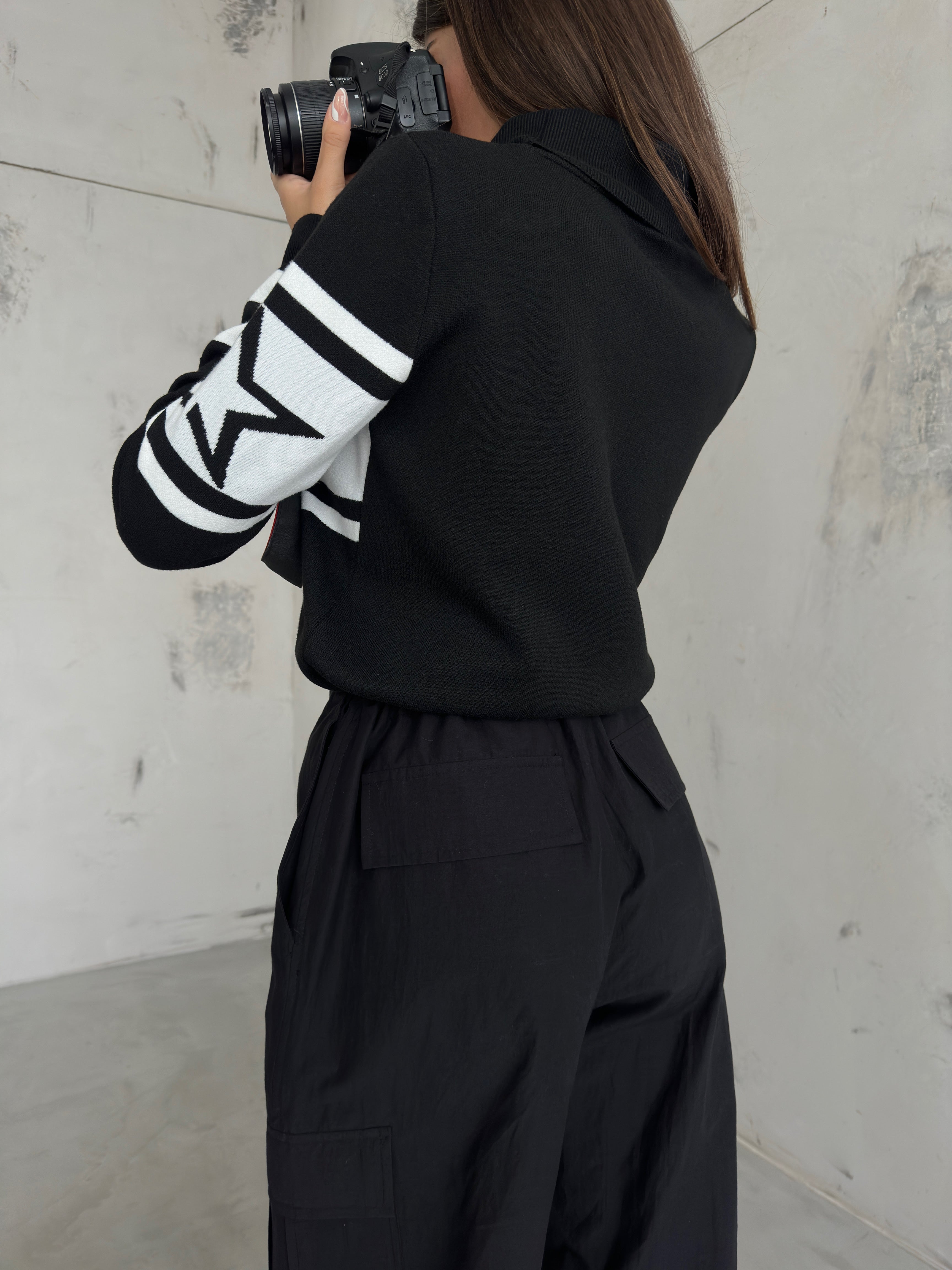 Turtleneck Jacquard Black Sweater