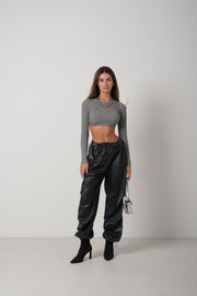 Basic Gray Crop Knit Blouse