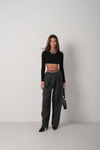 Basic Black Crop Knit Blouse