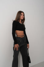 Basic Black Crop Knit Blouse