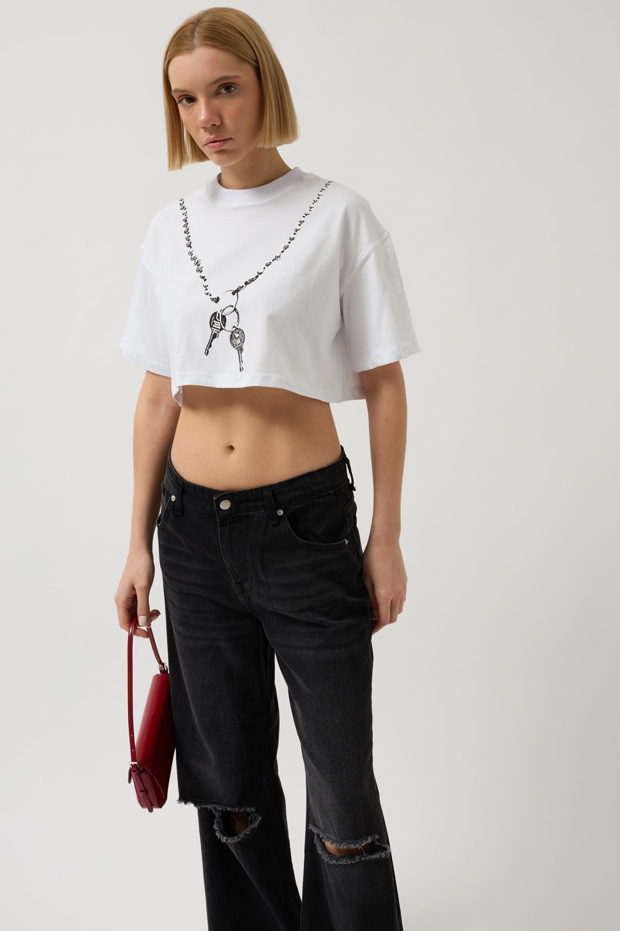 Chain Printed Crop White T-Shirt