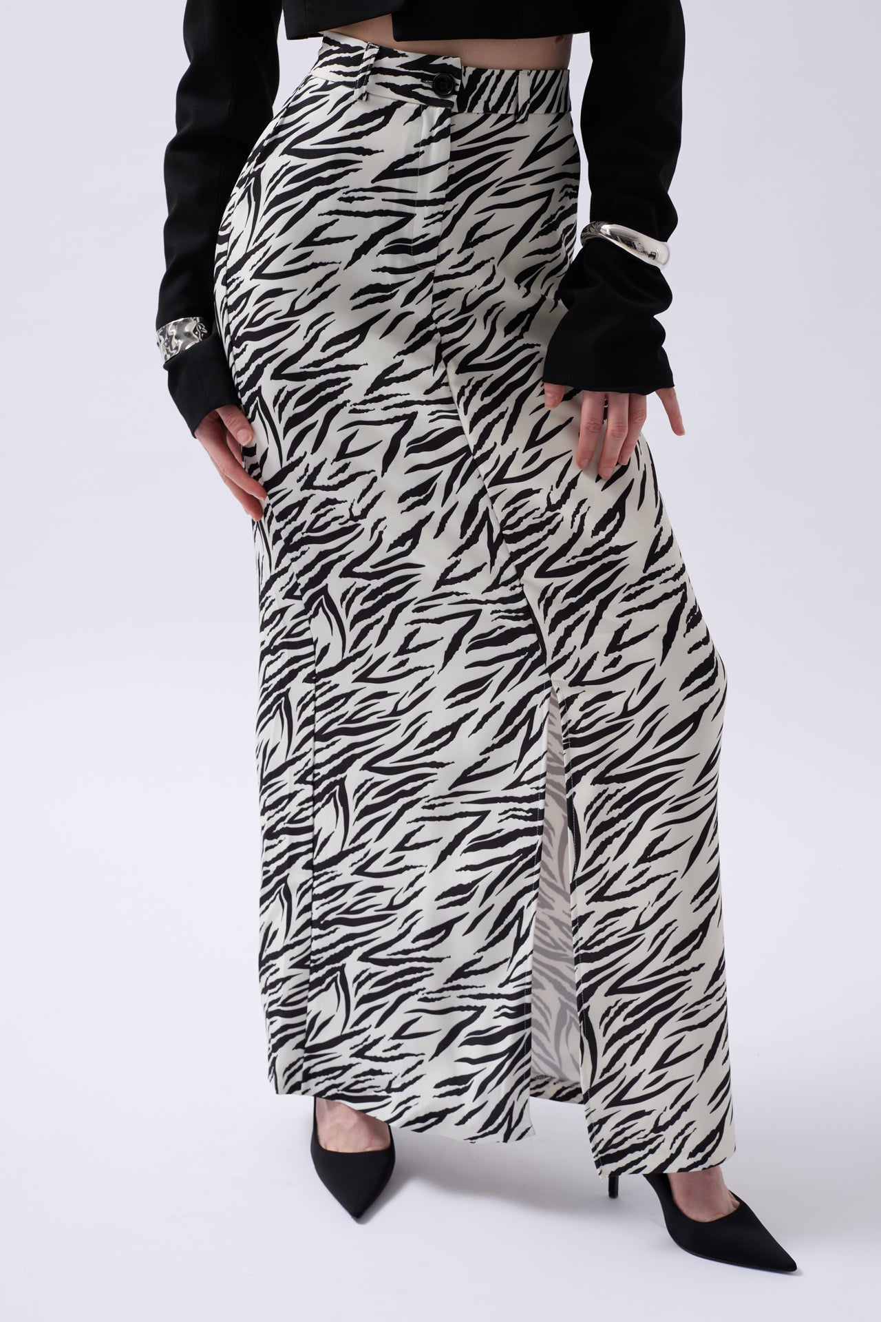 Printed Front Slit Black Skirt