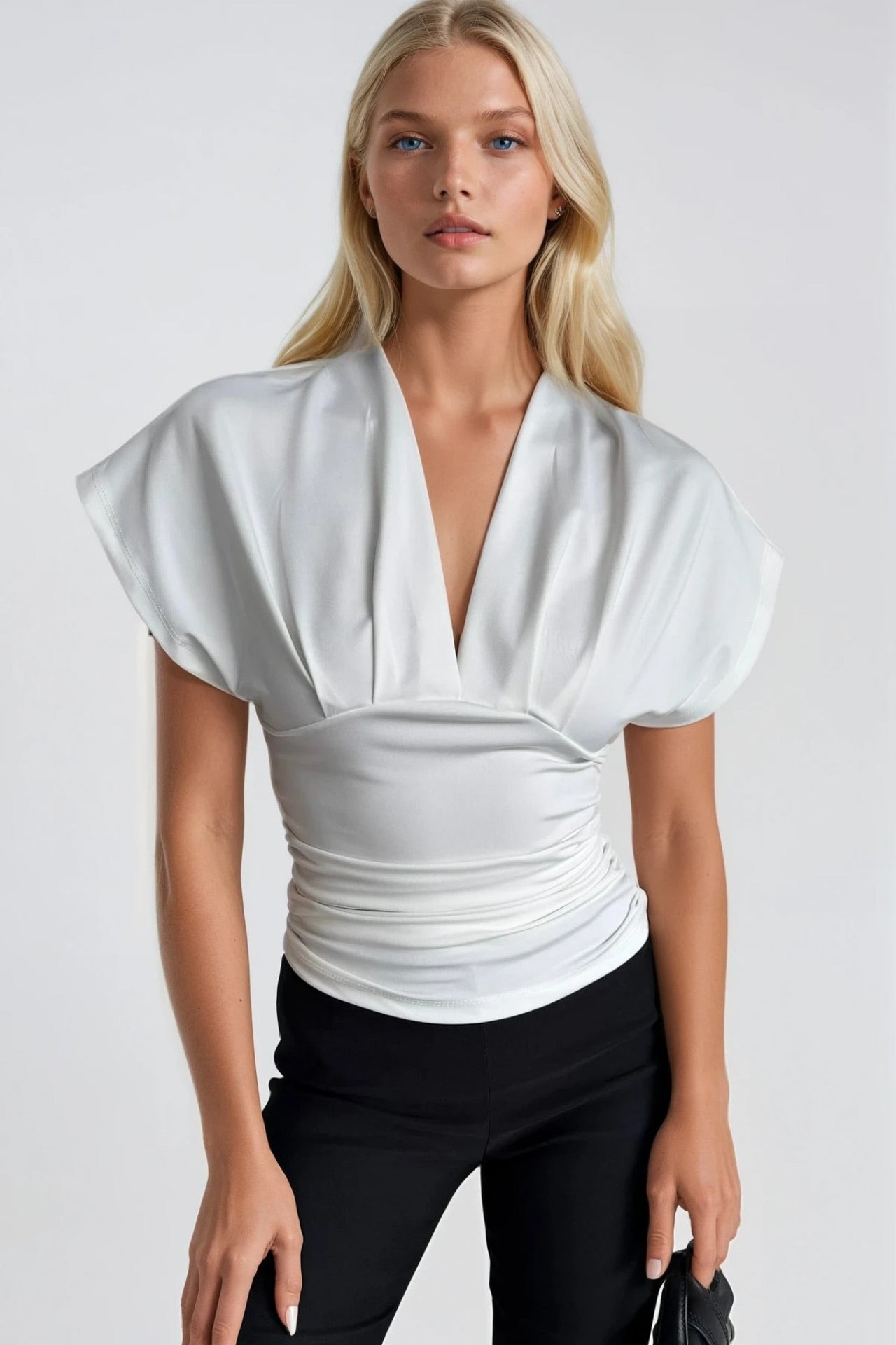Fitted Waist Büzgülü Half Sleeve White Blouse