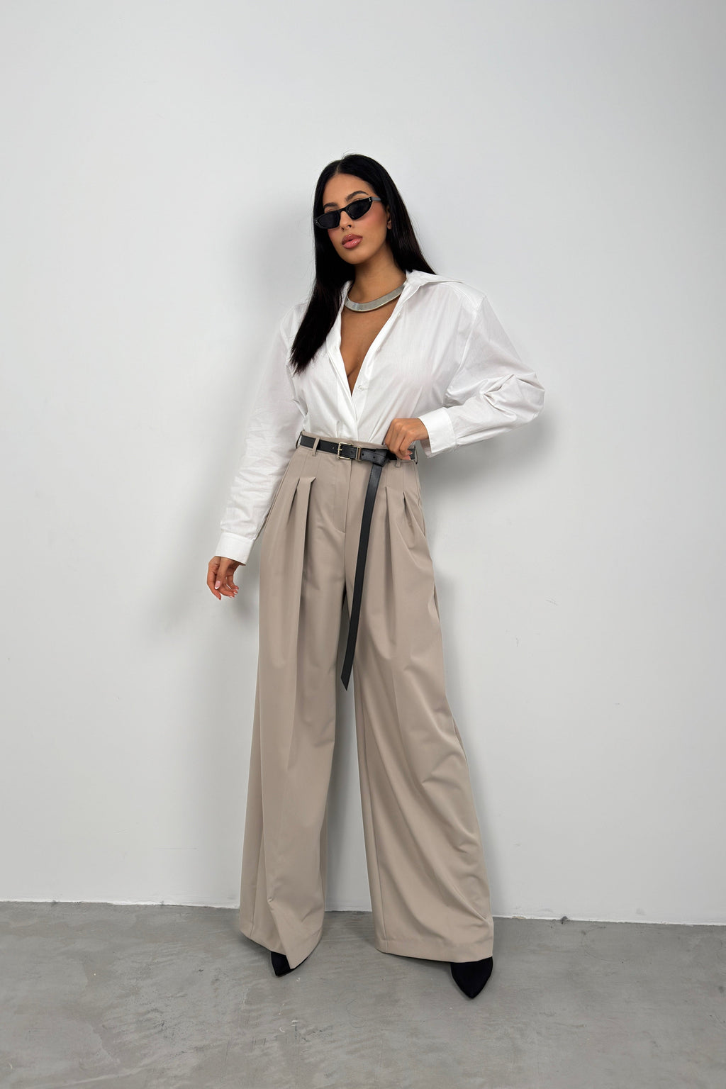 Waist-Fitted Shoulder-Padded White Shirt