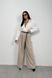 Waist-Fitting Padded White Shirt