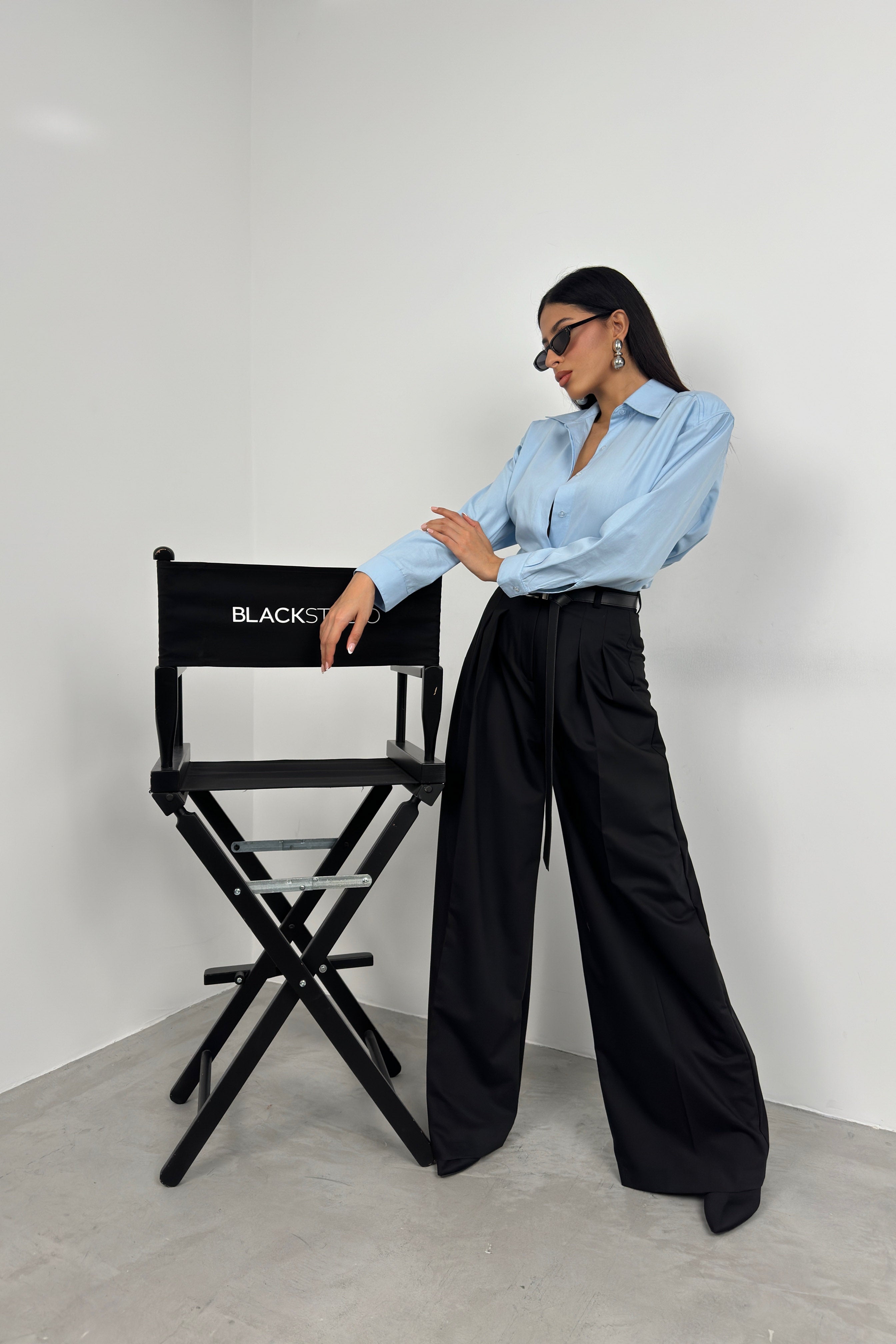 Waist-Fitted Shoulder-Padded Blue Shirt