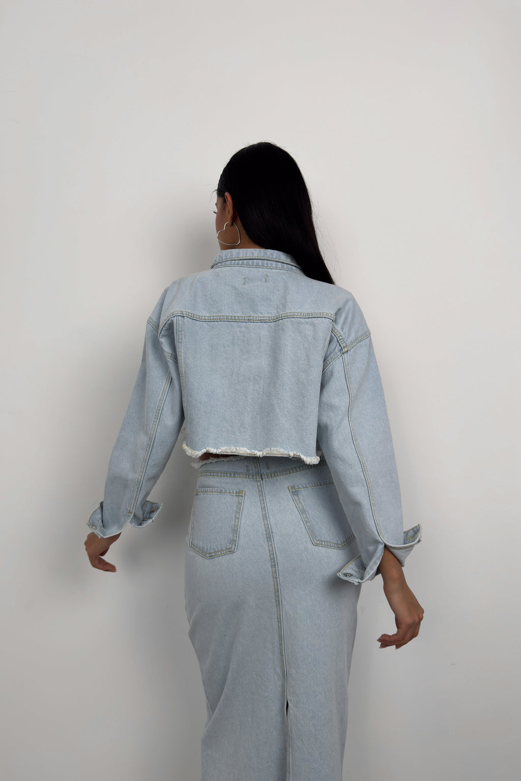 Seamless Waist and Hem Light Blue Denim Skirt