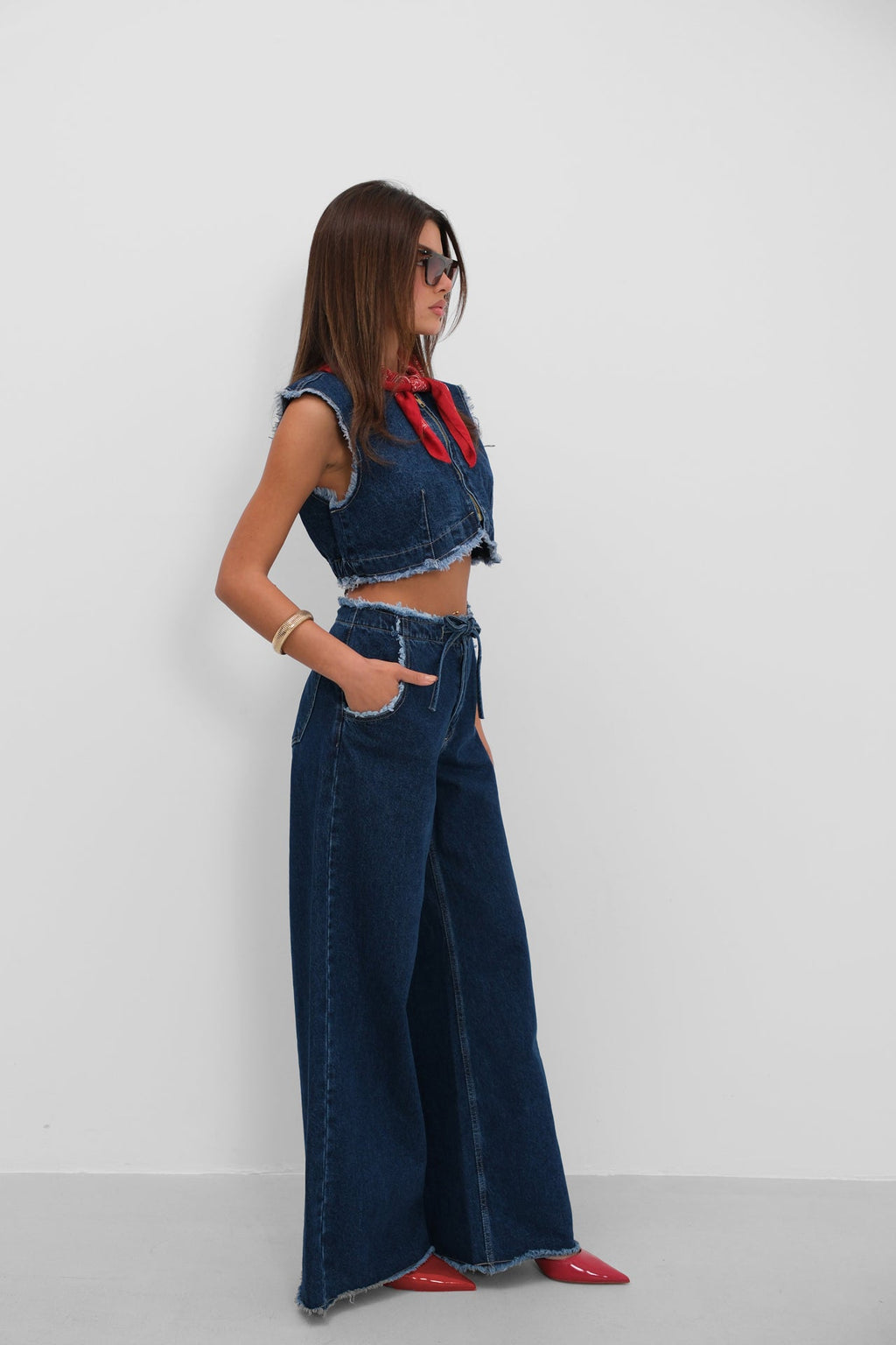 Belted Waist Laser Detail Wide Leg Blue Jeans