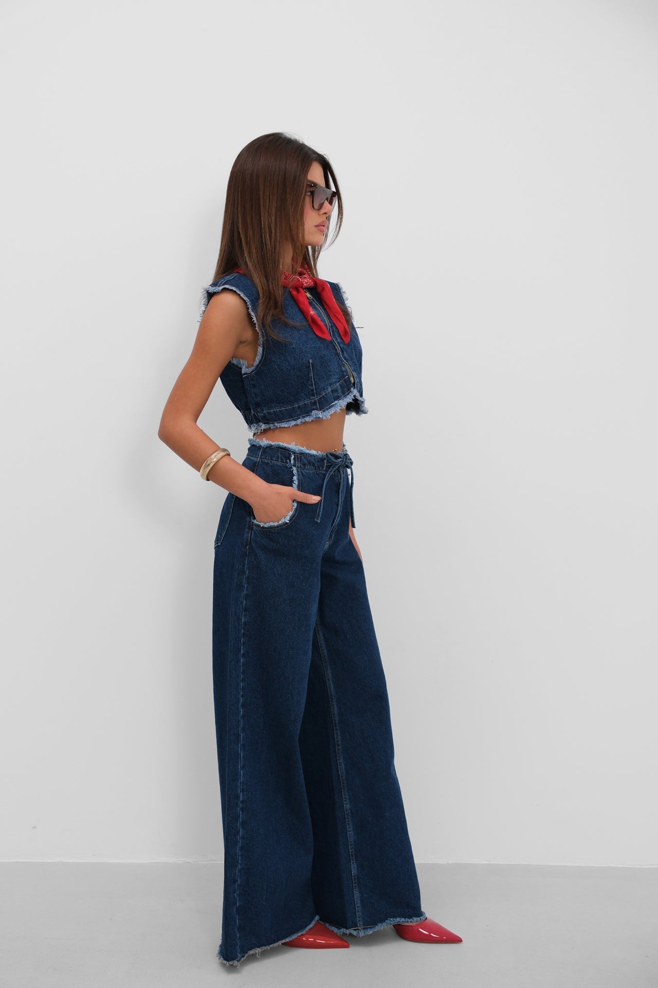 Belted Waist Laser Detail Wide Leg Blue Jeans