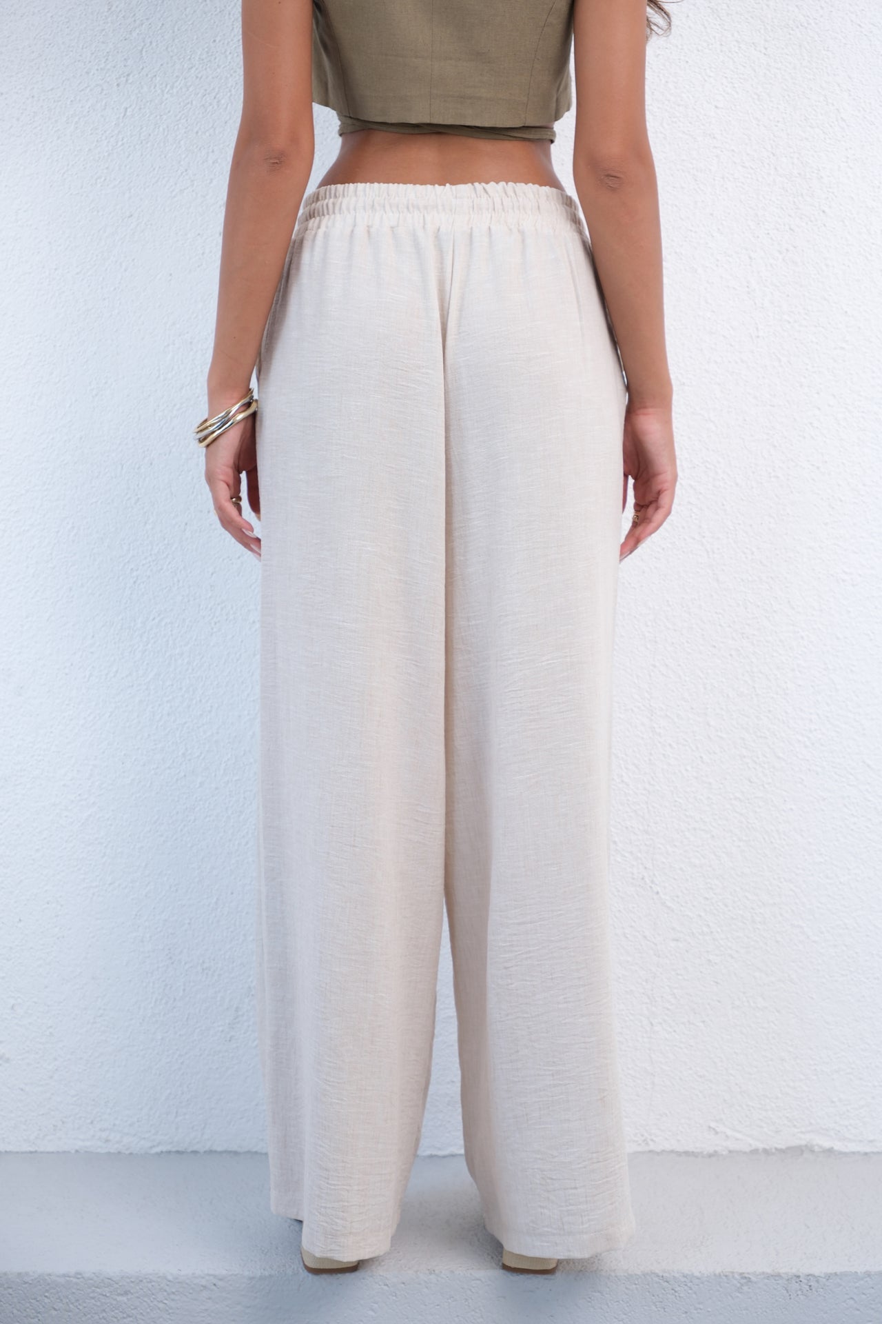Accessory Detail Linen Beige Pants