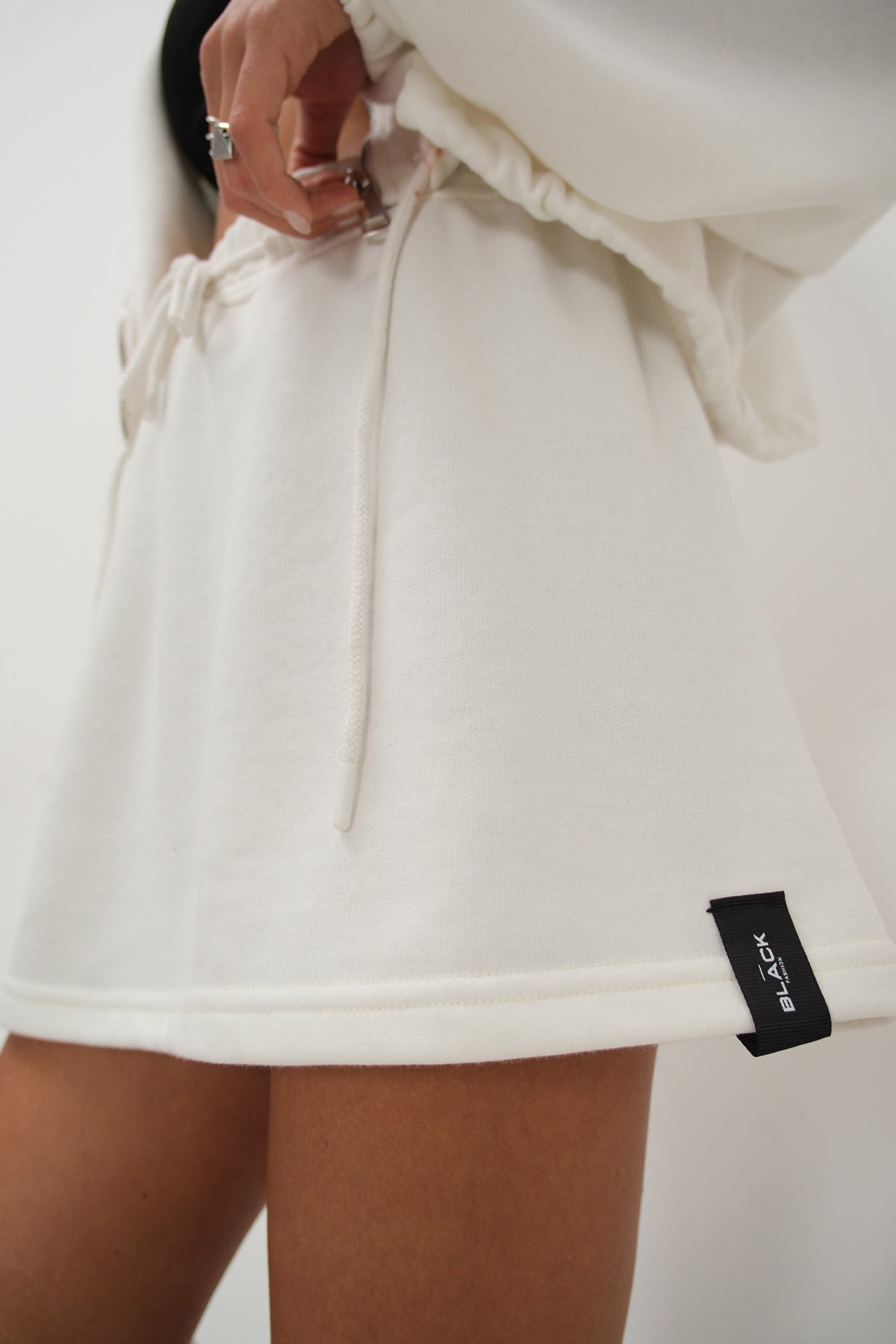 Elastic Waist Zippered Ecru Sweatshirt