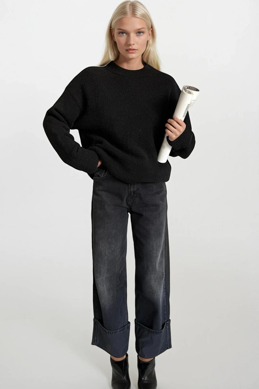 Crew Neck Basic Black Sweater