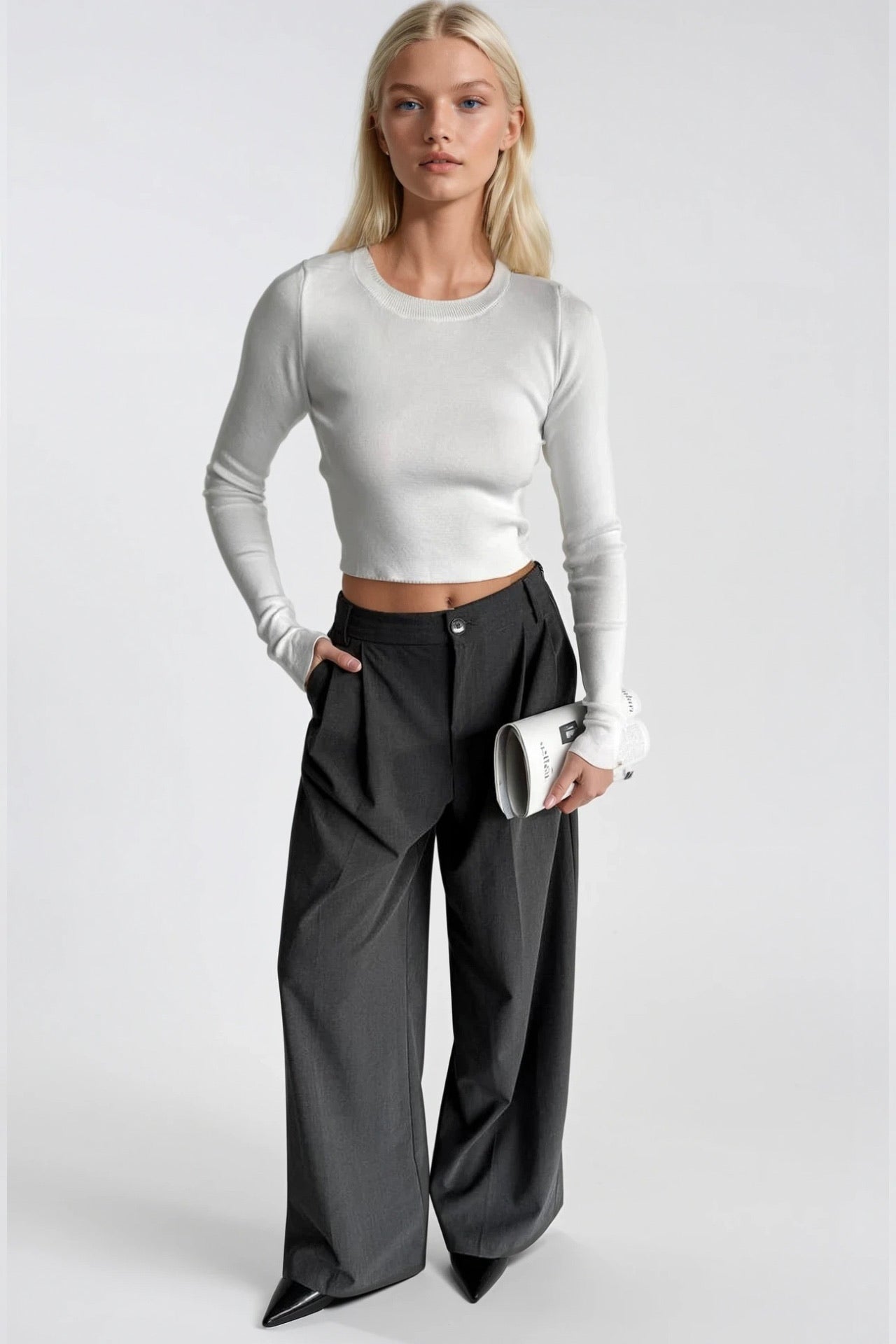 Crew Neck Basic White Knit Blouse