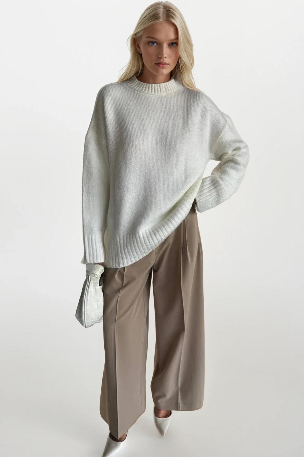 Crew Neck Basic Knit White Sweatshirts