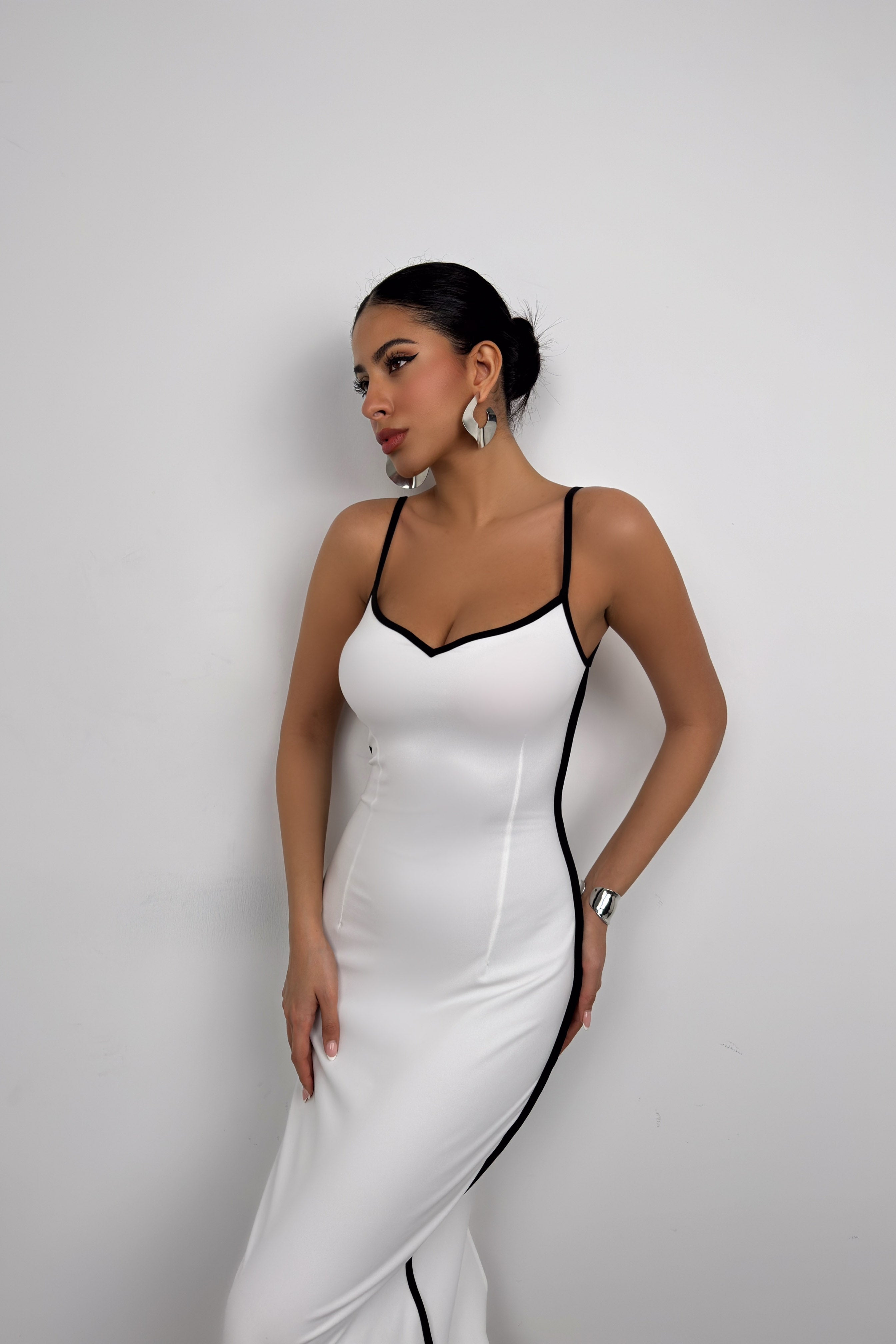 Piping Detail Strappy Kalp Neck White Dress