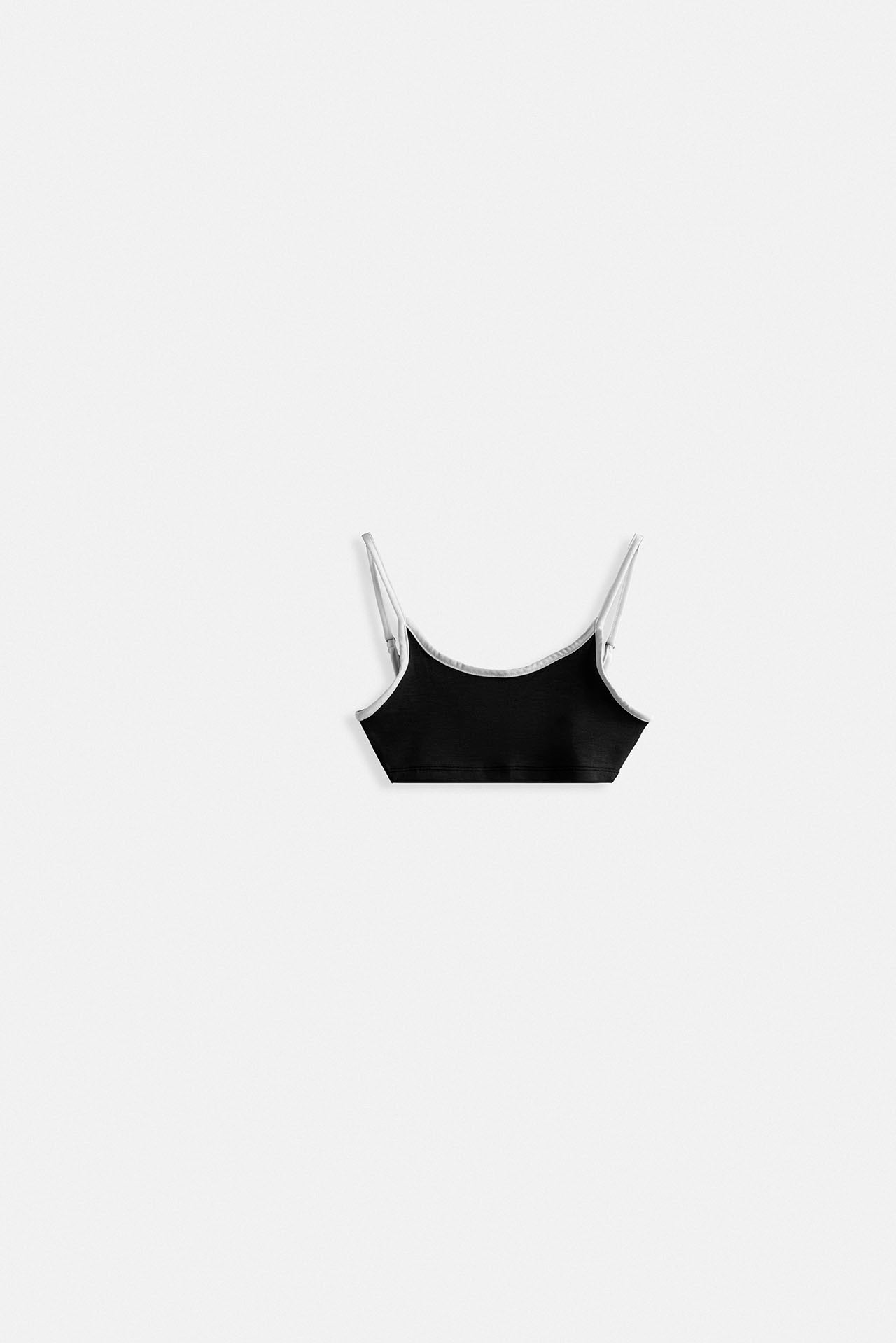 Piping Detail Strappy Black Bra