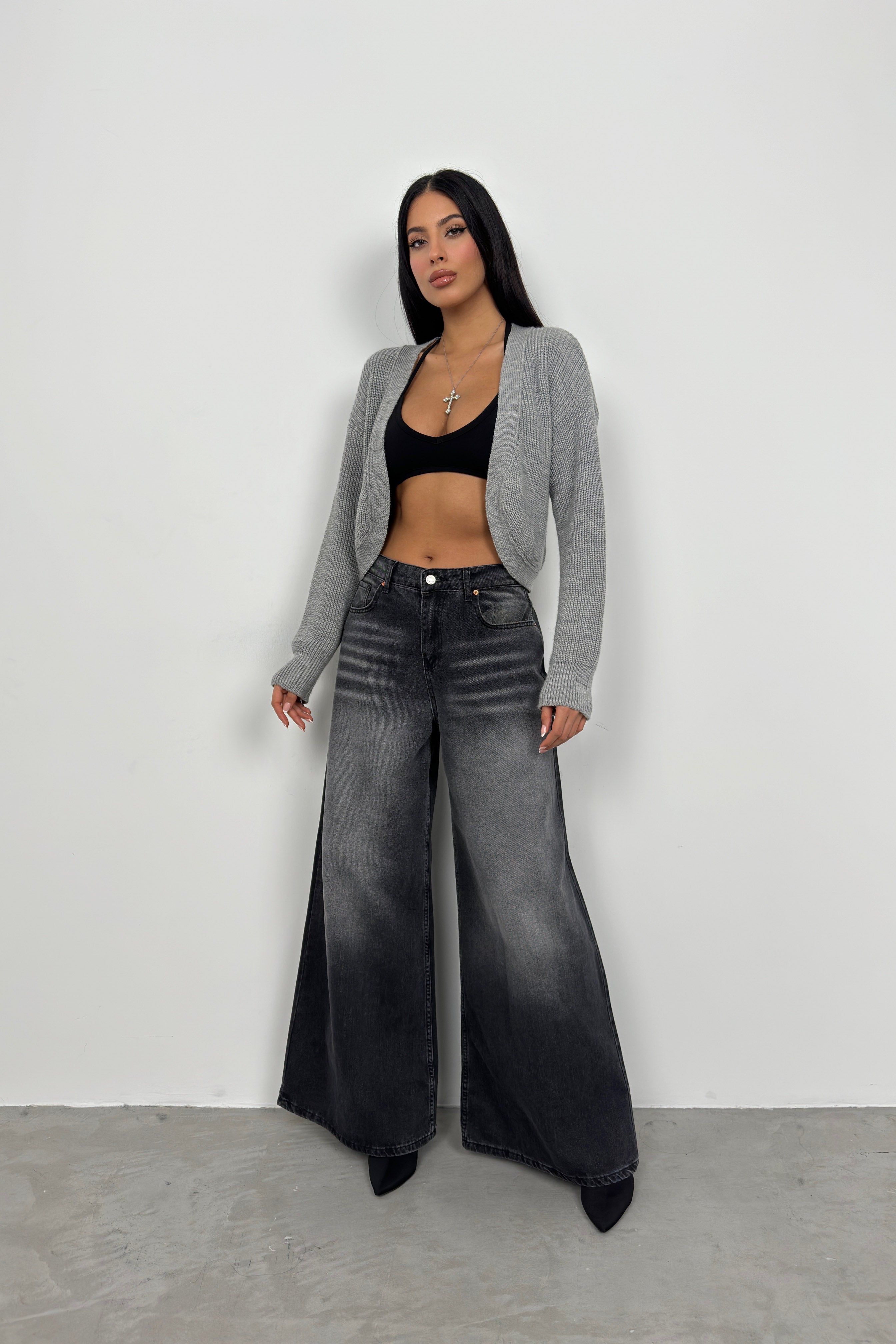 Piped Crop Gray Knit Cardigan