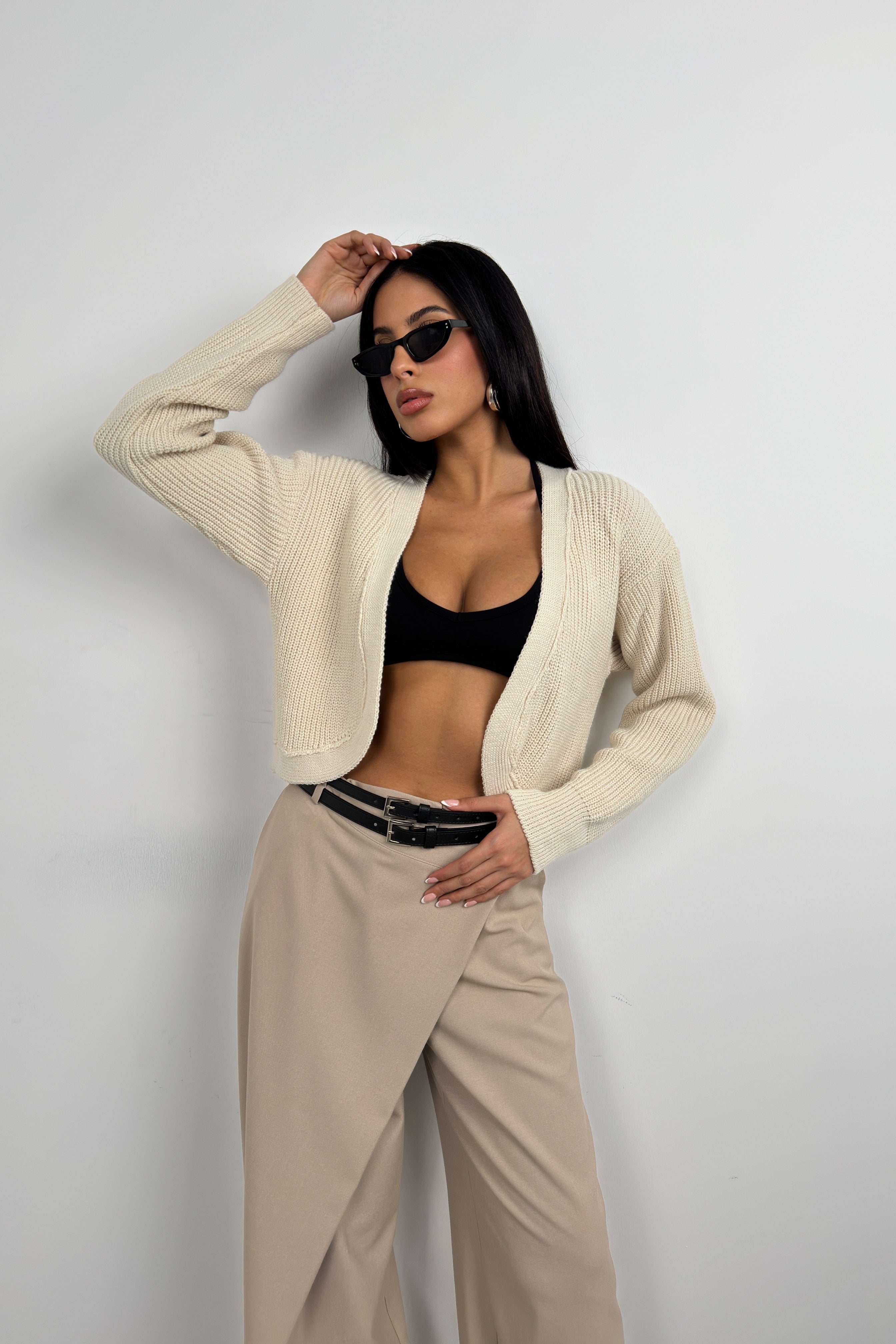 Piped Crop Beige Knit Cardigan